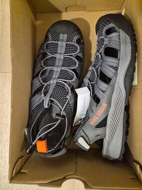 Eddie Bauer Gray Men’s Strappy Outdoor Sandals - Size 8